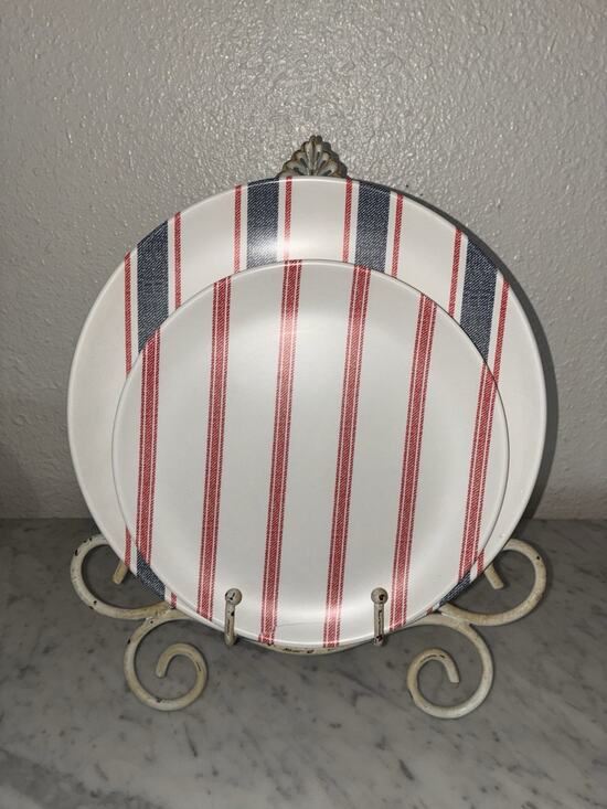 Hearth & Hand with Magnolia Other - Hearth & Hand Magnolia Melamine Dinner & Salad Plates Set 4 Blue 4 Red White